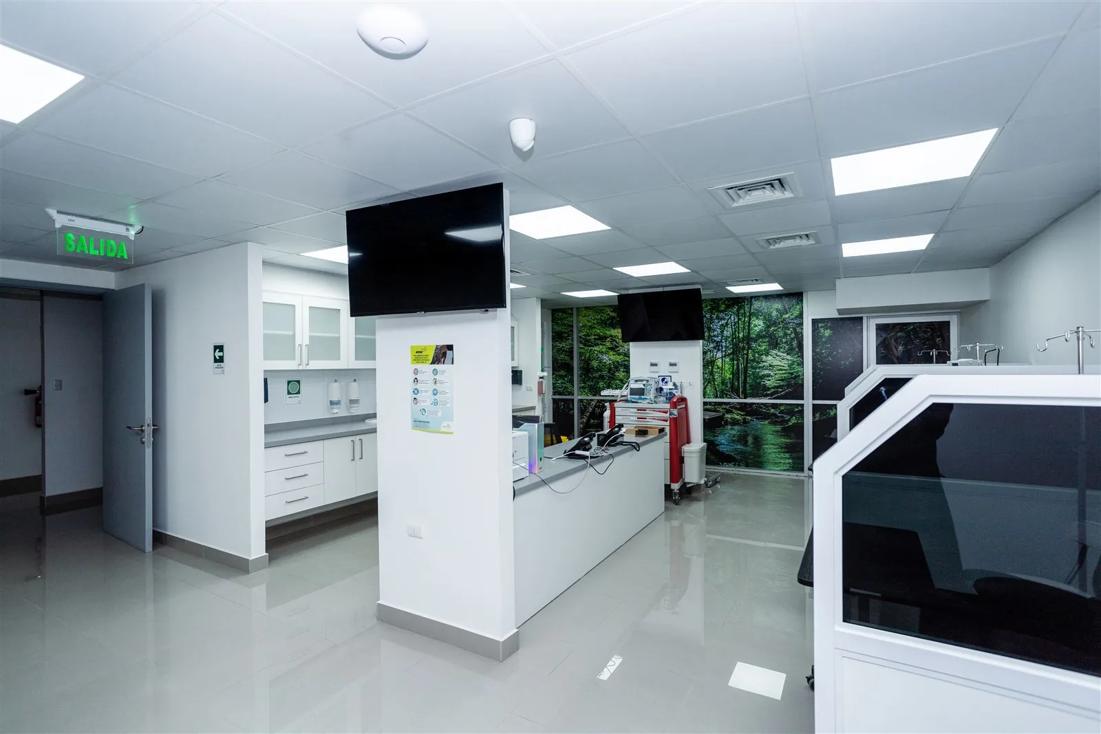 Sala de quimioterapia de Oncocentro en Valdivia